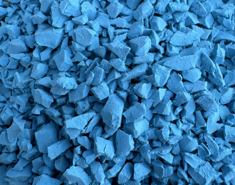 EPDM-крошка цвет небесно-голубой 5015
